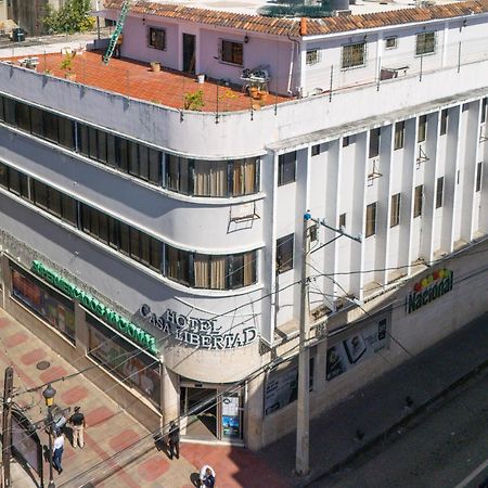 Hotel Libertad At Historic Main Street Санто-Доминго Экстерьер фото