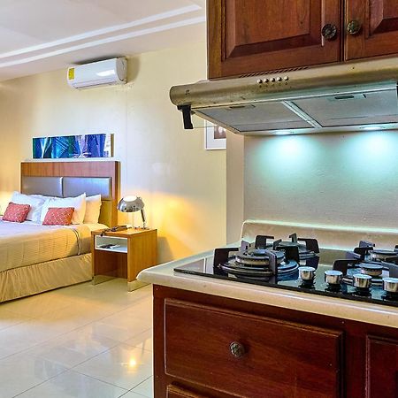 Hotel Libertad At Historic Main Street Санто-Доминго Экстерьер фото